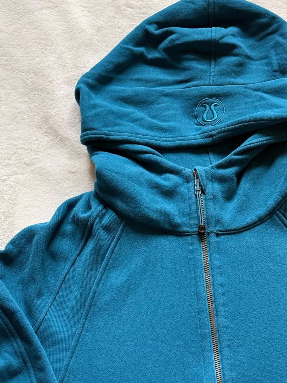 Lululemon Scuba Oversized Half-Zip Hoodie
Capri